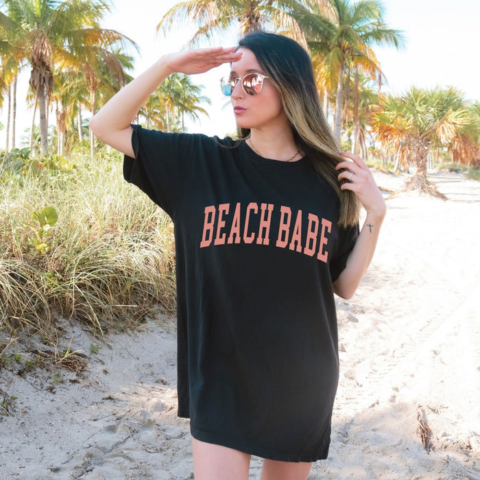 Beach Babe Varsity graphic t-shirt