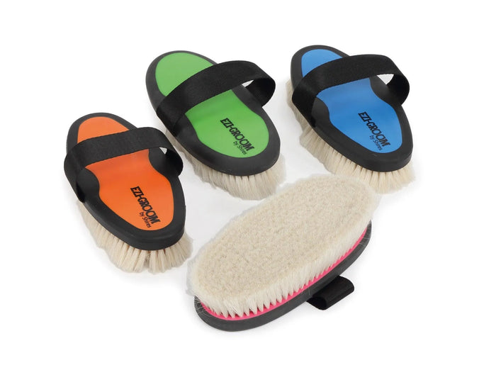EZI-GROOM Grip Body Brush with Goat Hair Bright Blue / L