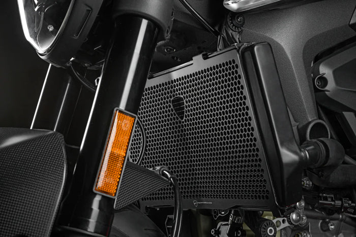 Monster Plus water radiator grill 97381891a