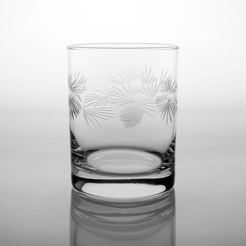 14 oz clear glass featuring an etched frosted pinecone and polished pine needle design for a rustic, elegant look.