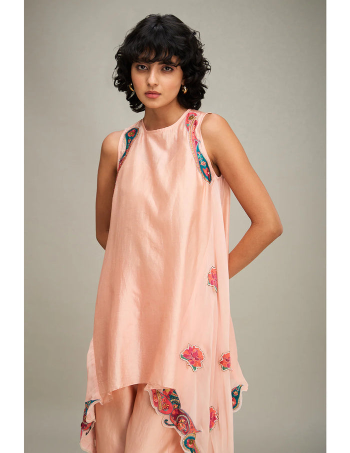 Qala Applique Asymmetric Kurta Set