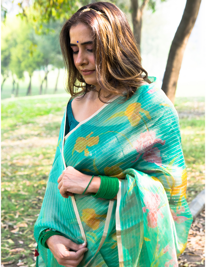 Buy Elegant Sarees Online Singapore