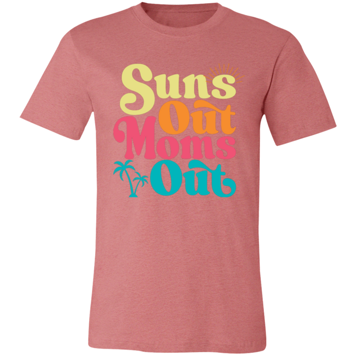 Suns Out Moms Out graphic t-shirt in Heather Mauve